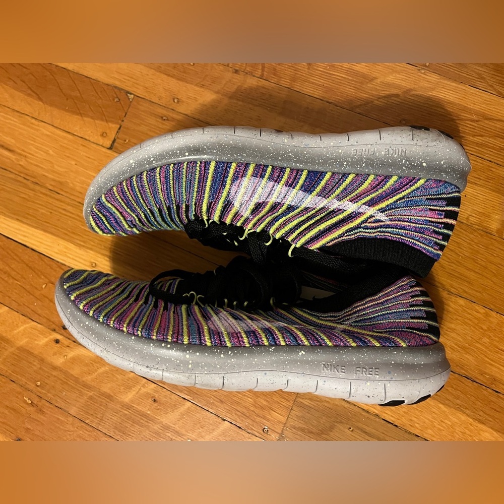 Nike Free RN Motion Flyknit 'Multi-Color' size 8 39 834584 006 barefoot running